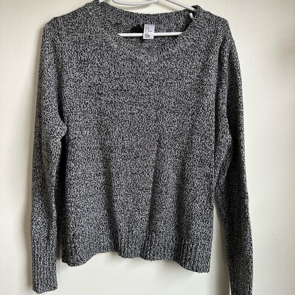 H&M Monochrome Crew Neck Sweater